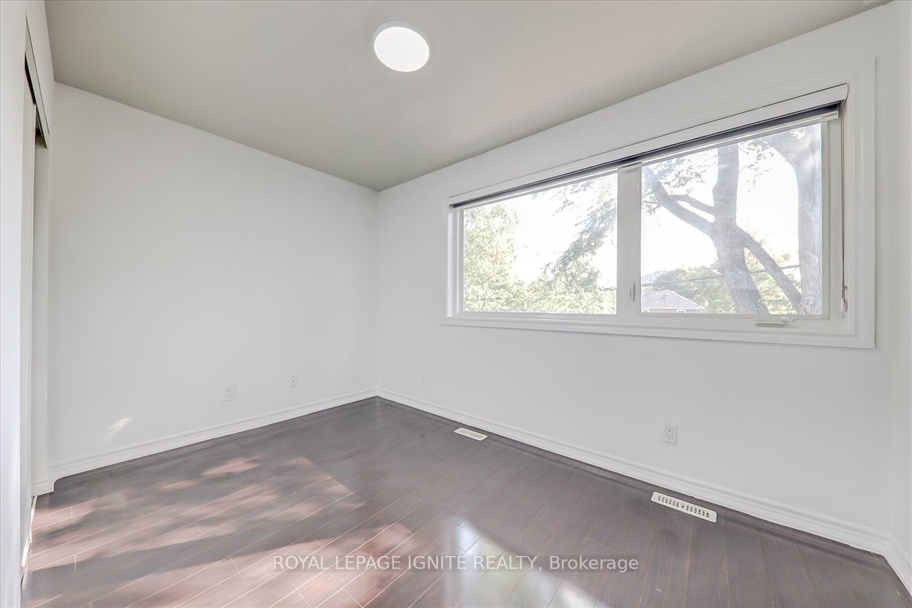 8 Fairwood Cres, #123