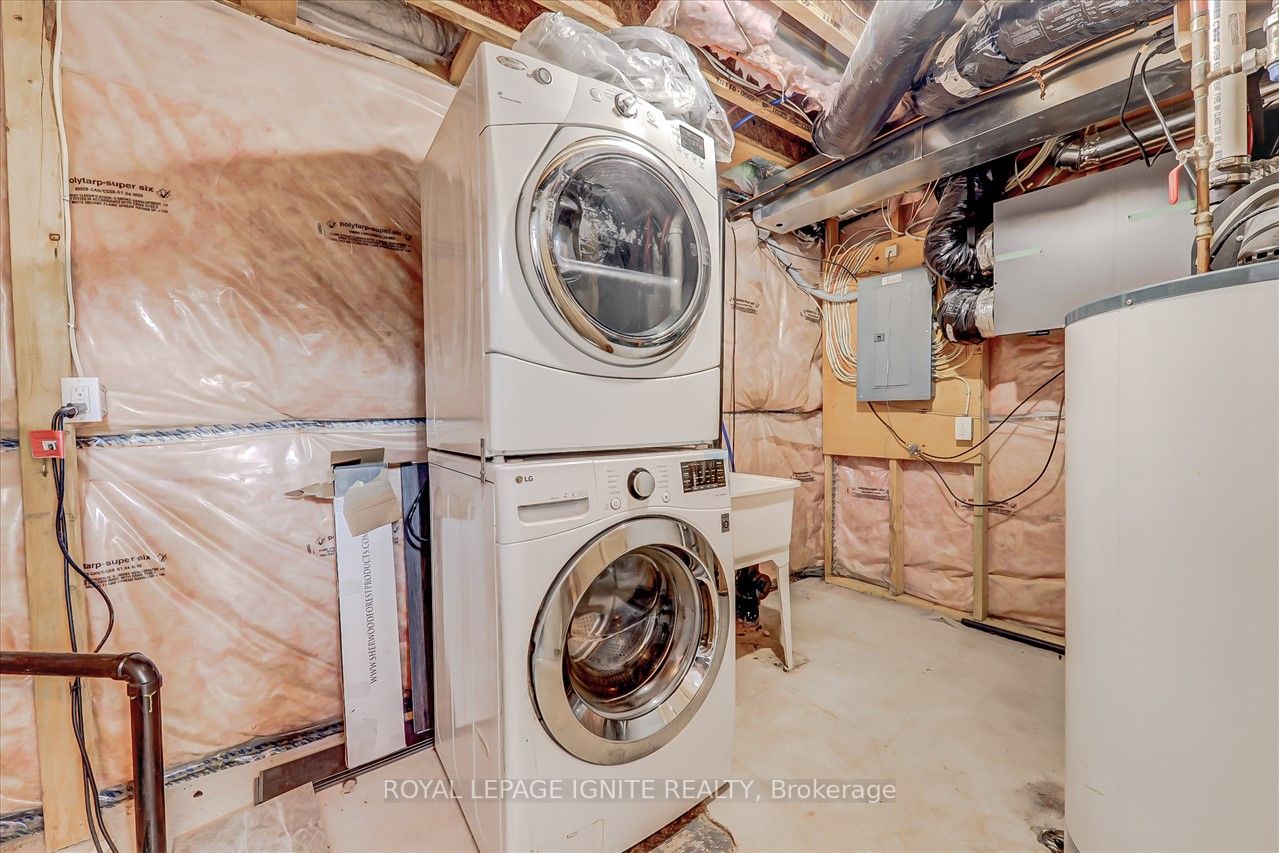 8 Fairwood Cres, #123