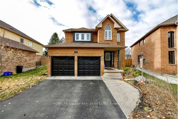 32 Dart Crt, Clarington
