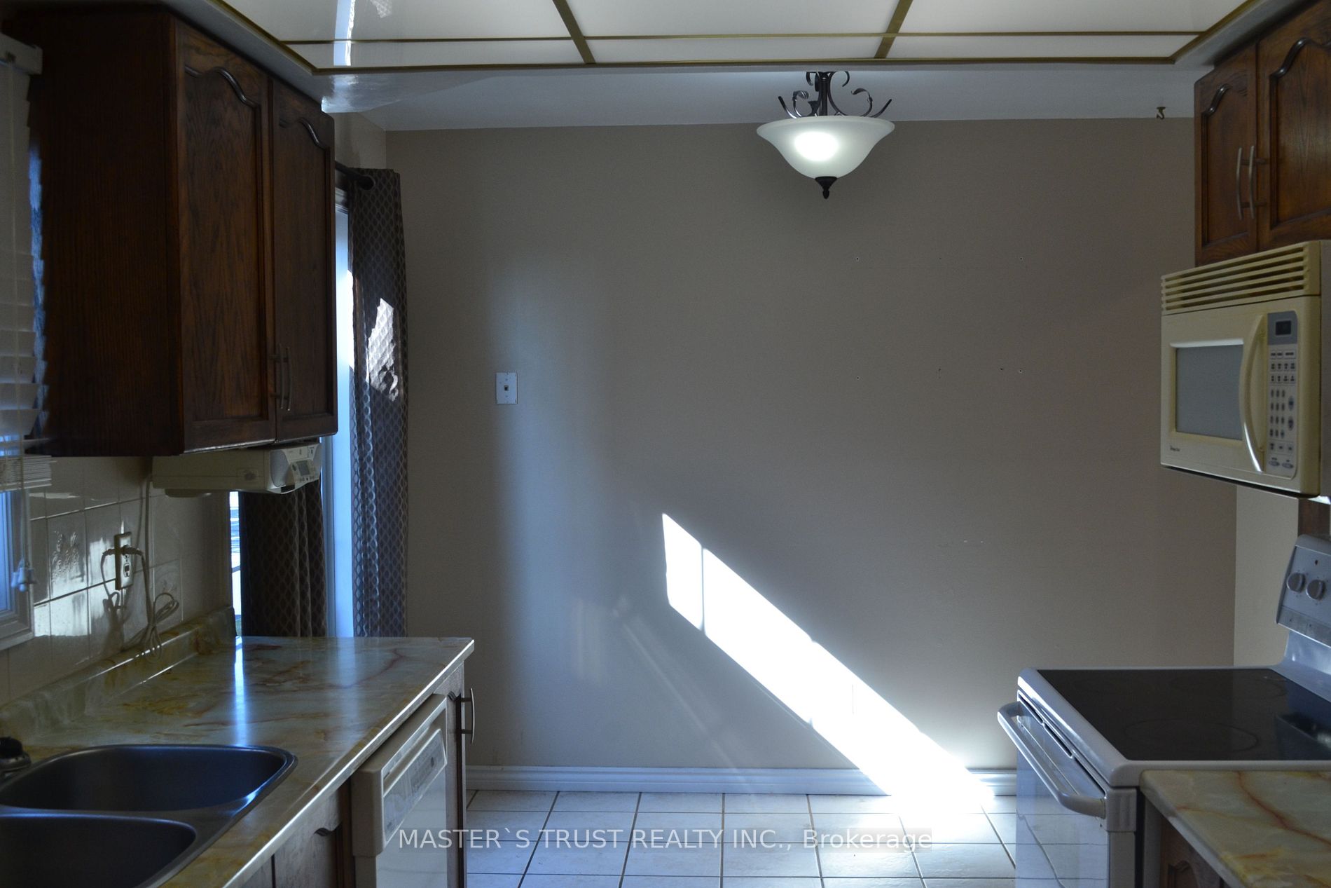 58 Fairmeadow Place