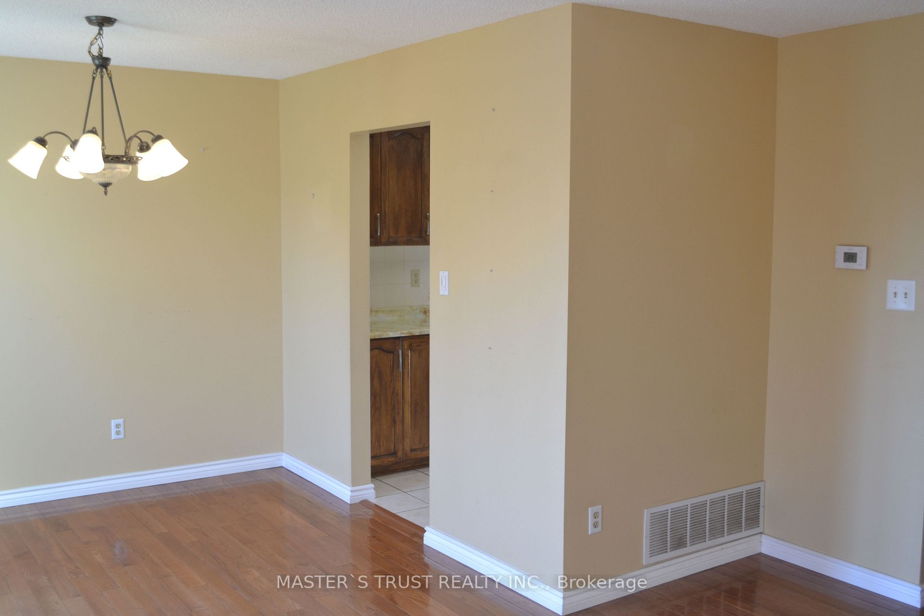 58 Fairmeadow Place