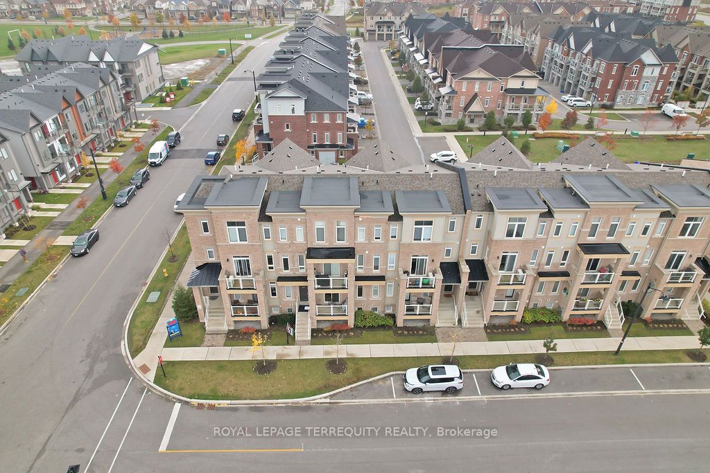 1811 Rex Heath Drive, #243