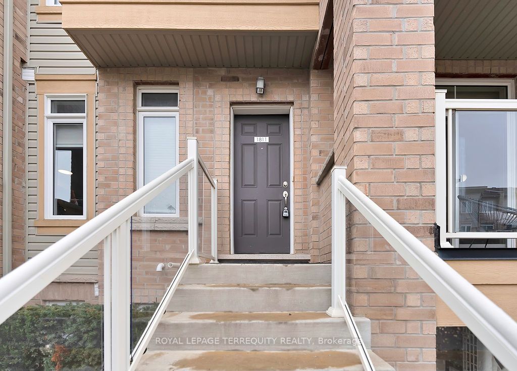 1811 Rex Heath Drive, #243