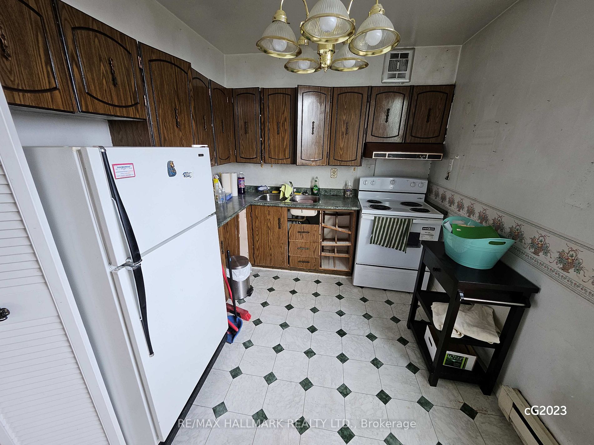 980 Broadview Ave, #608