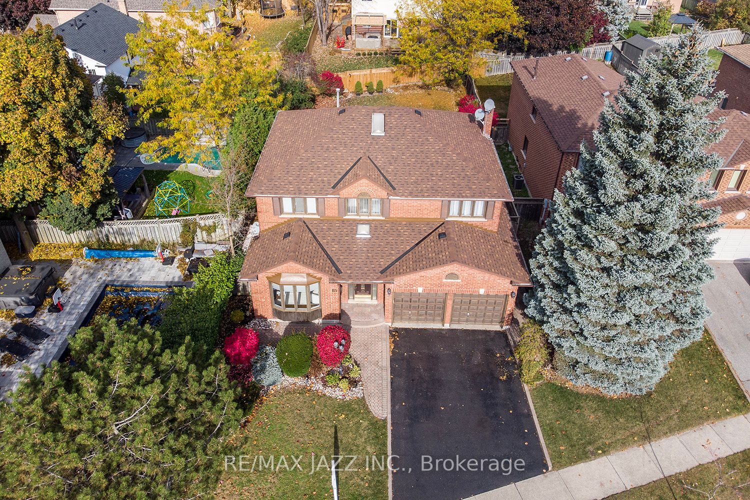 85 Stratton Cres