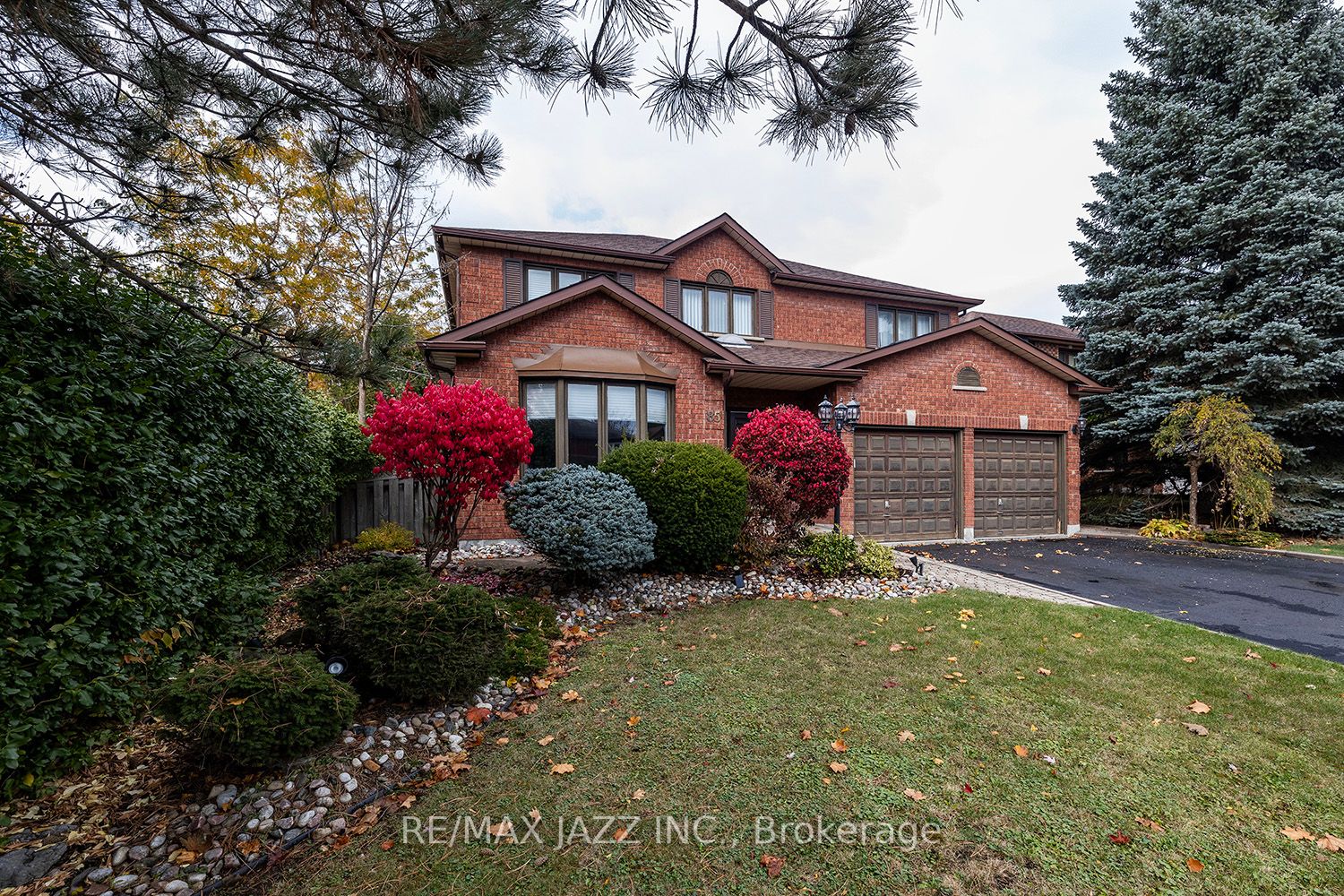 85 Stratton Cres