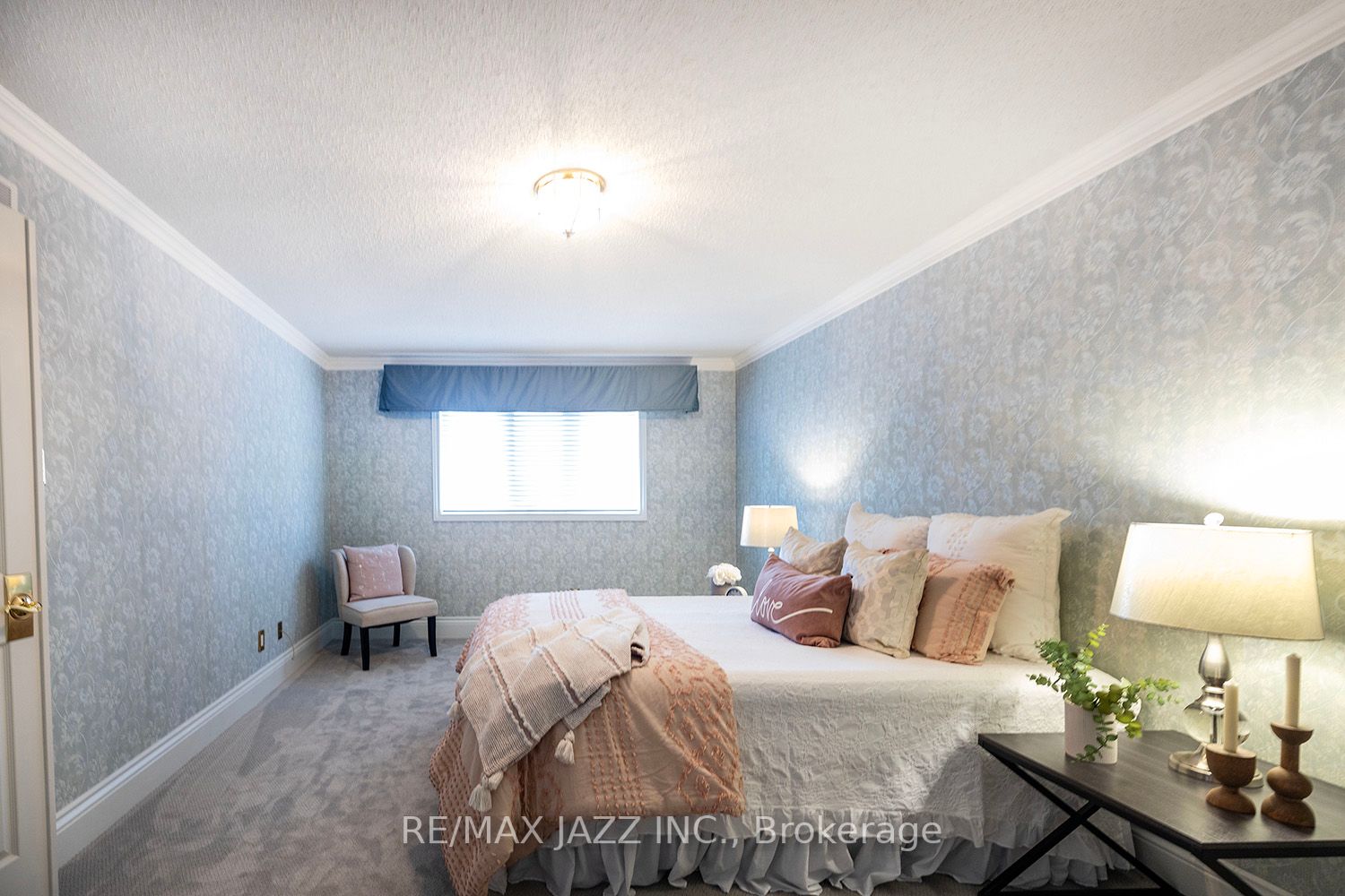 85 Stratton Cres