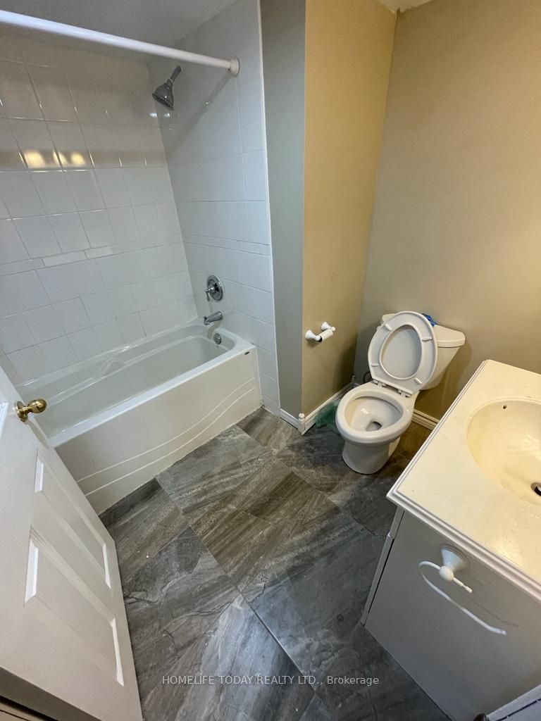 46 Mossbank Dr, #Bsmt