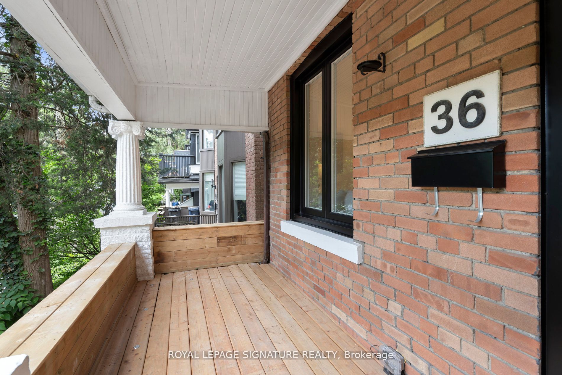 36 Tennis Cres, #Upper