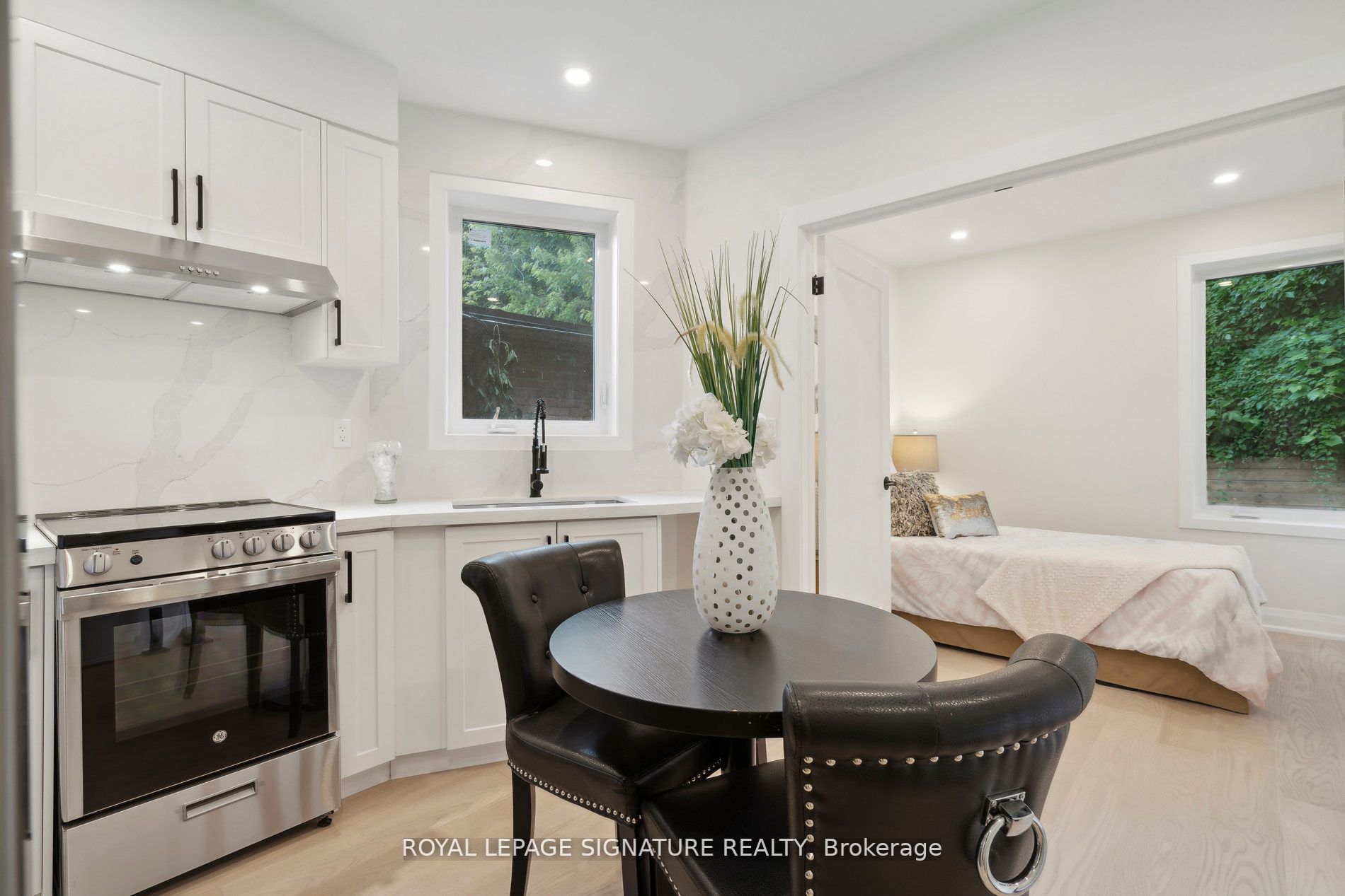 36 Tennis Cres, #Upper