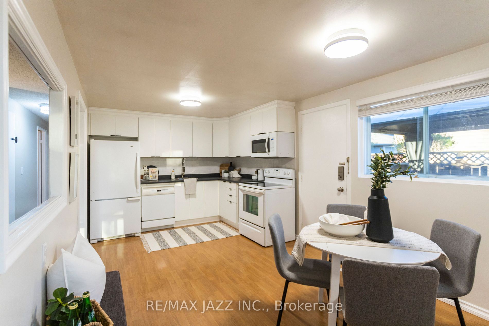 757 Edna Crt