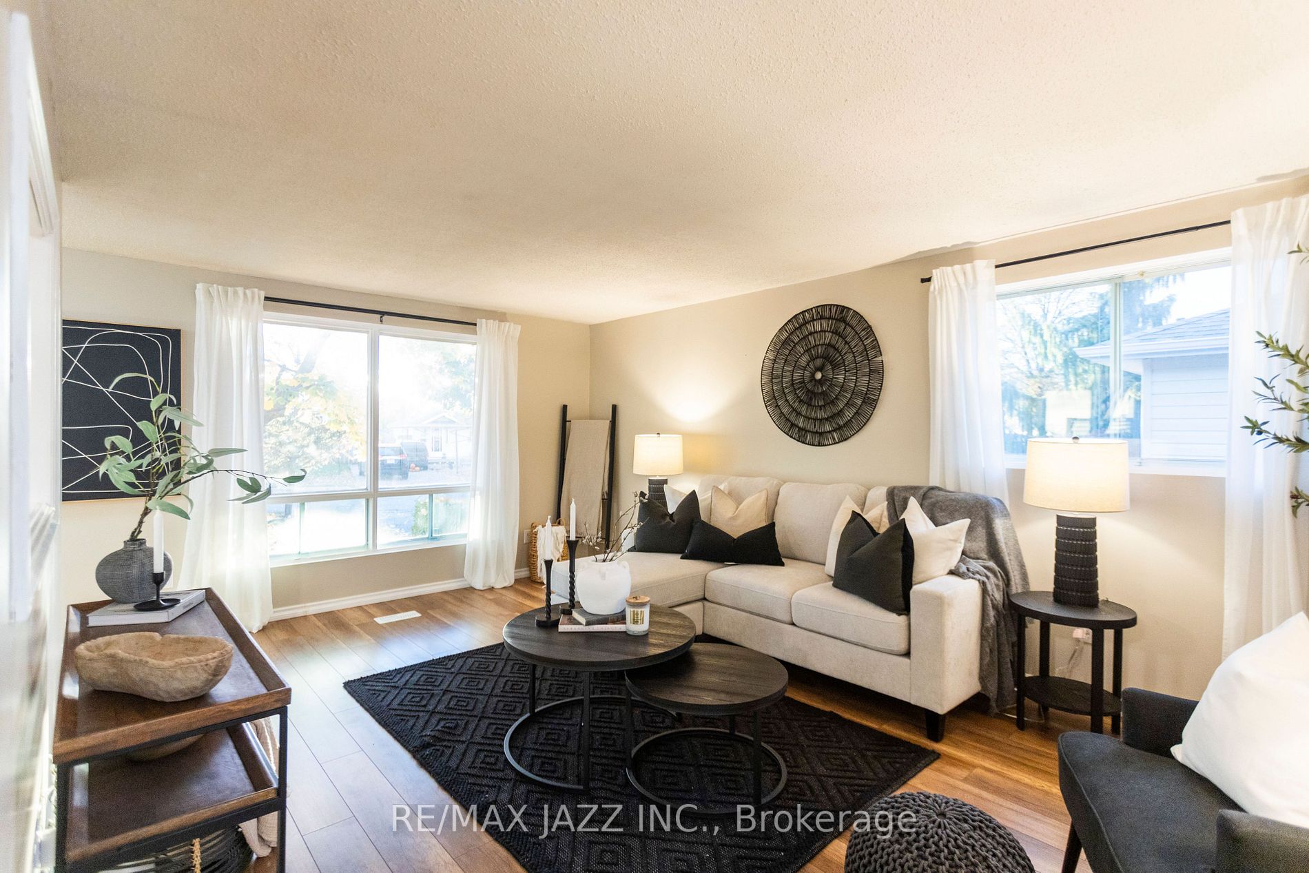 757 Edna Crt