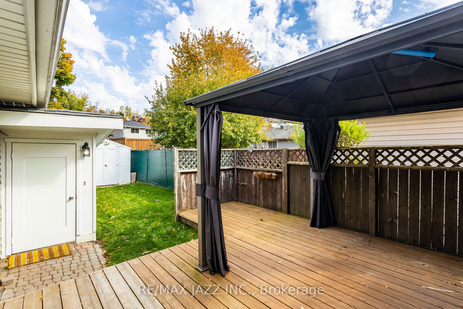 757 Edna Crt