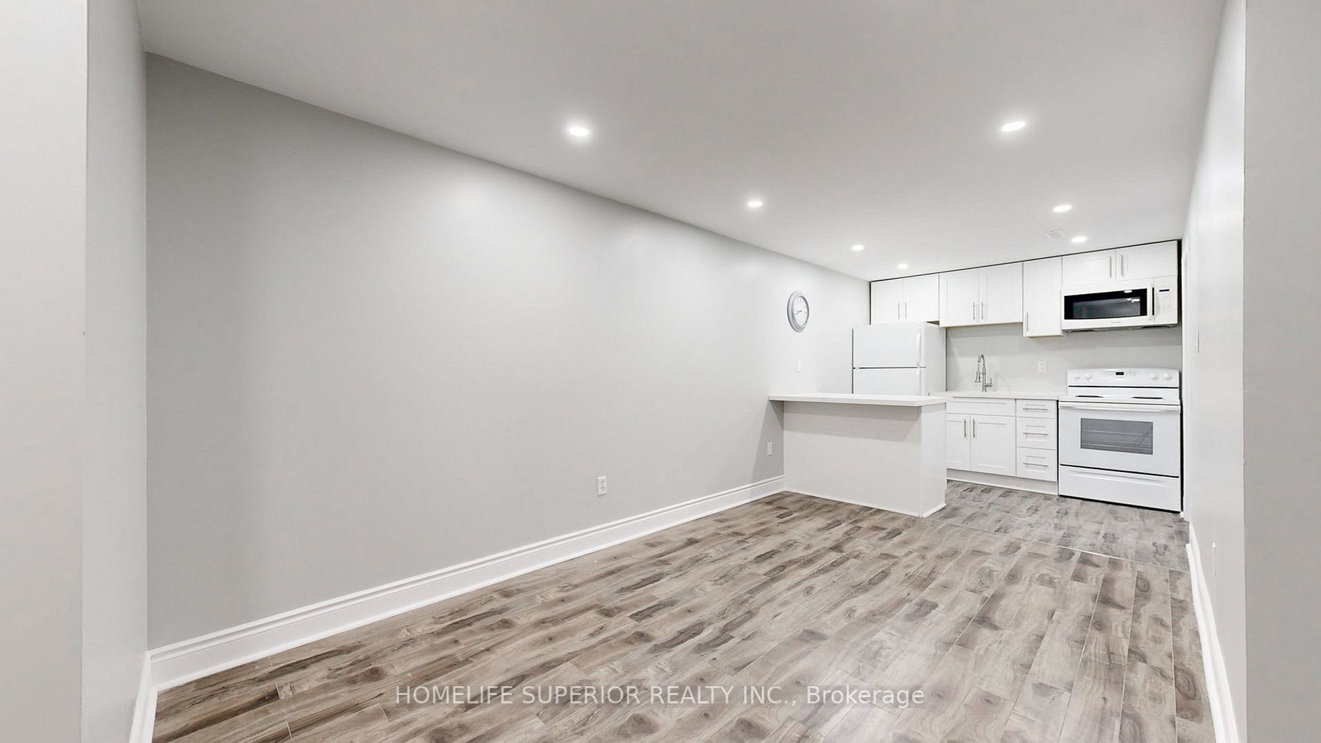 380 Vancouver Cres