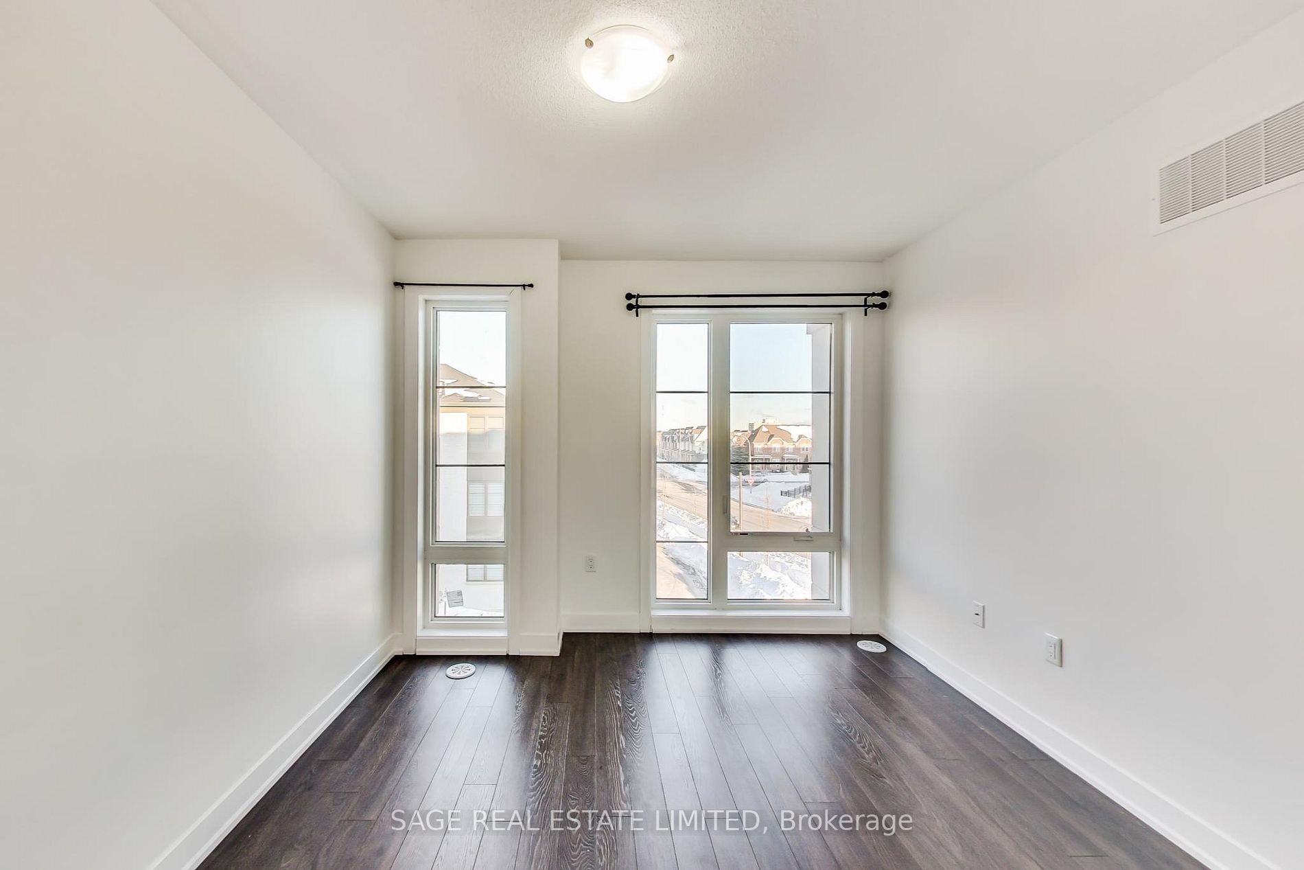39 Pallock Hill Way, #19