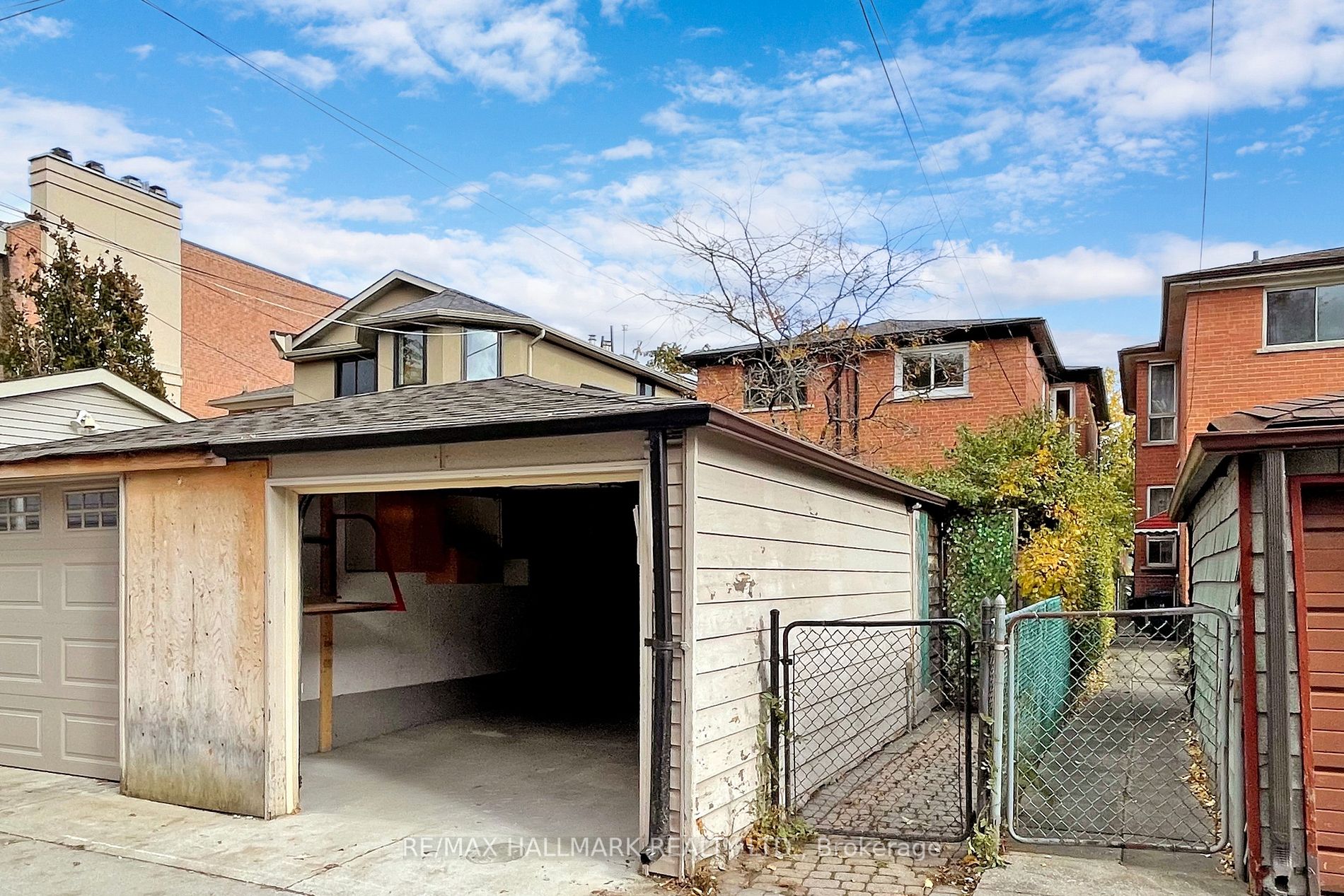 52 Kippendavie Ave