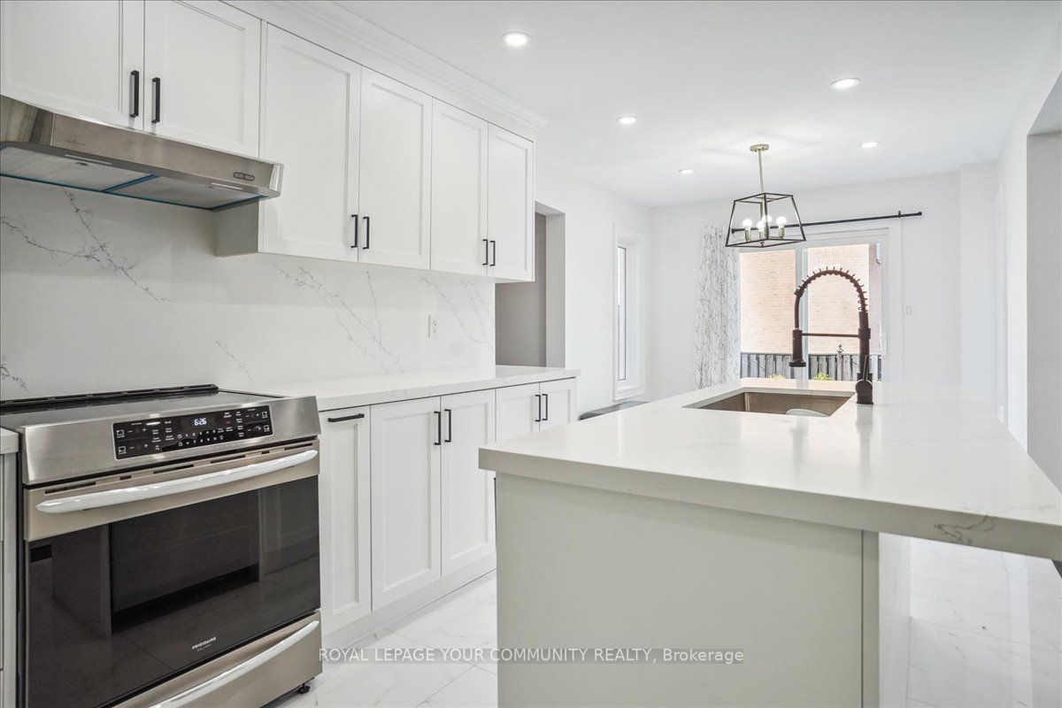 273 Delaney Dr