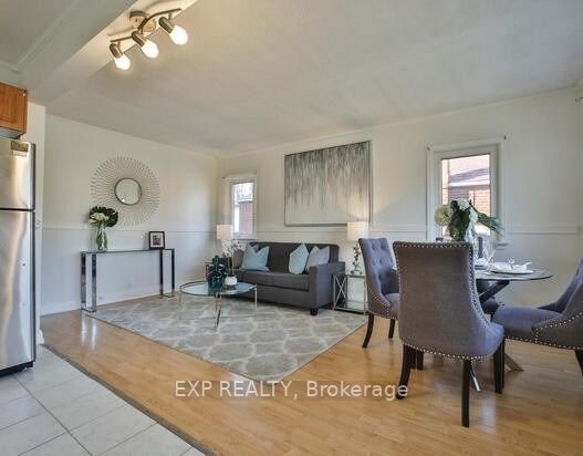 15 Park St S