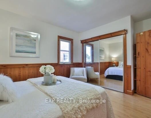 15 Park St S