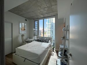 25 Baseball Pl, #610