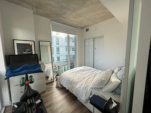 25 Baseball Pl, #610