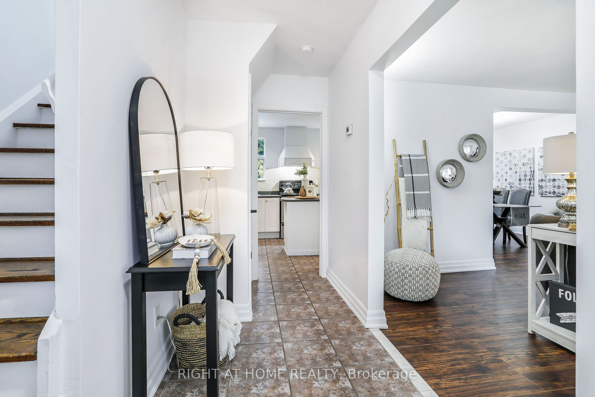 36 Pixley Cres