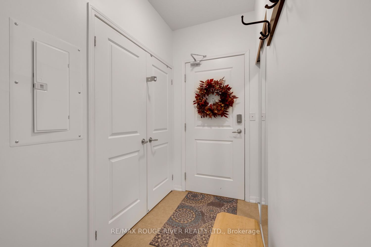1 Sidney Lane, #203