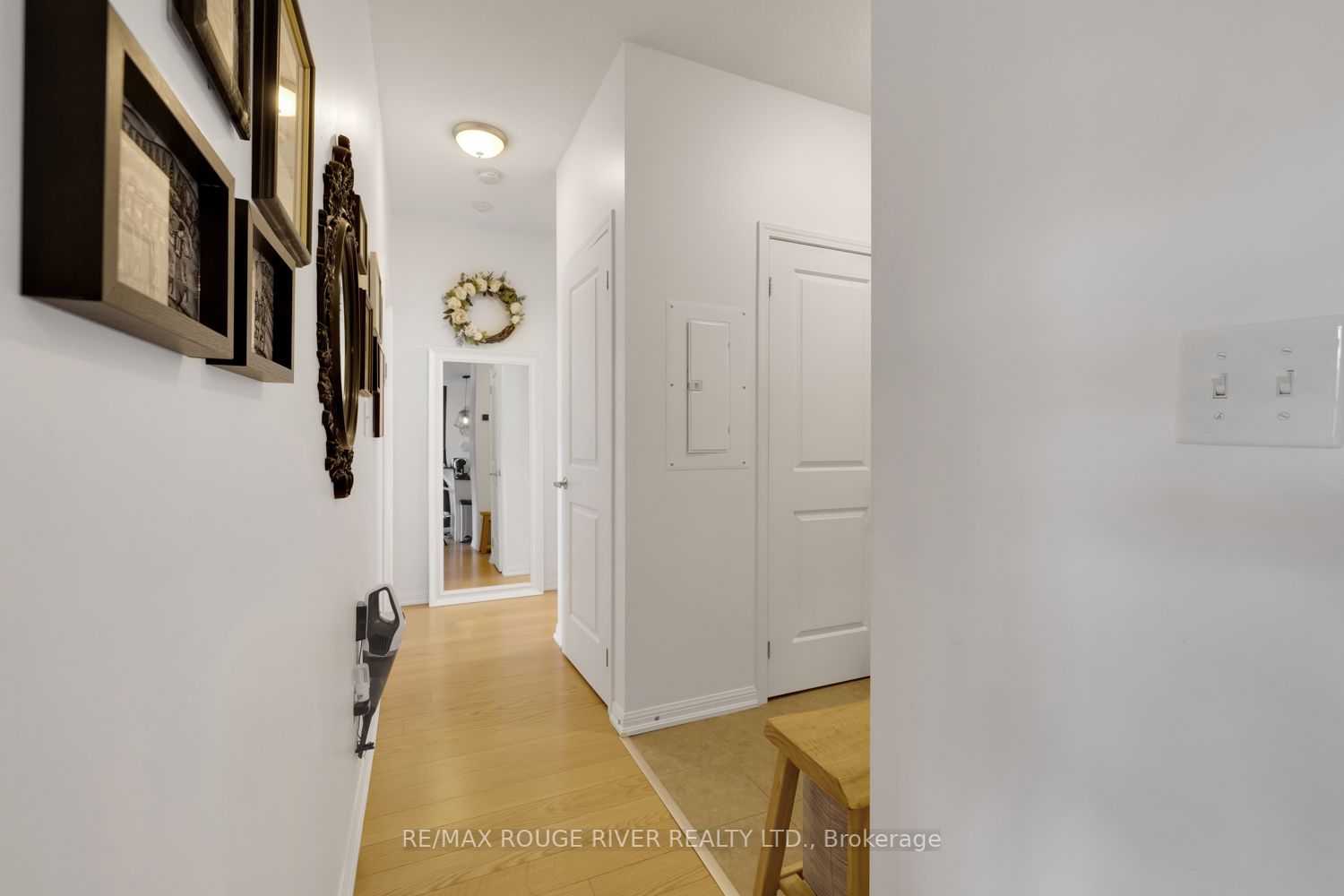 1 Sidney Lane, #203