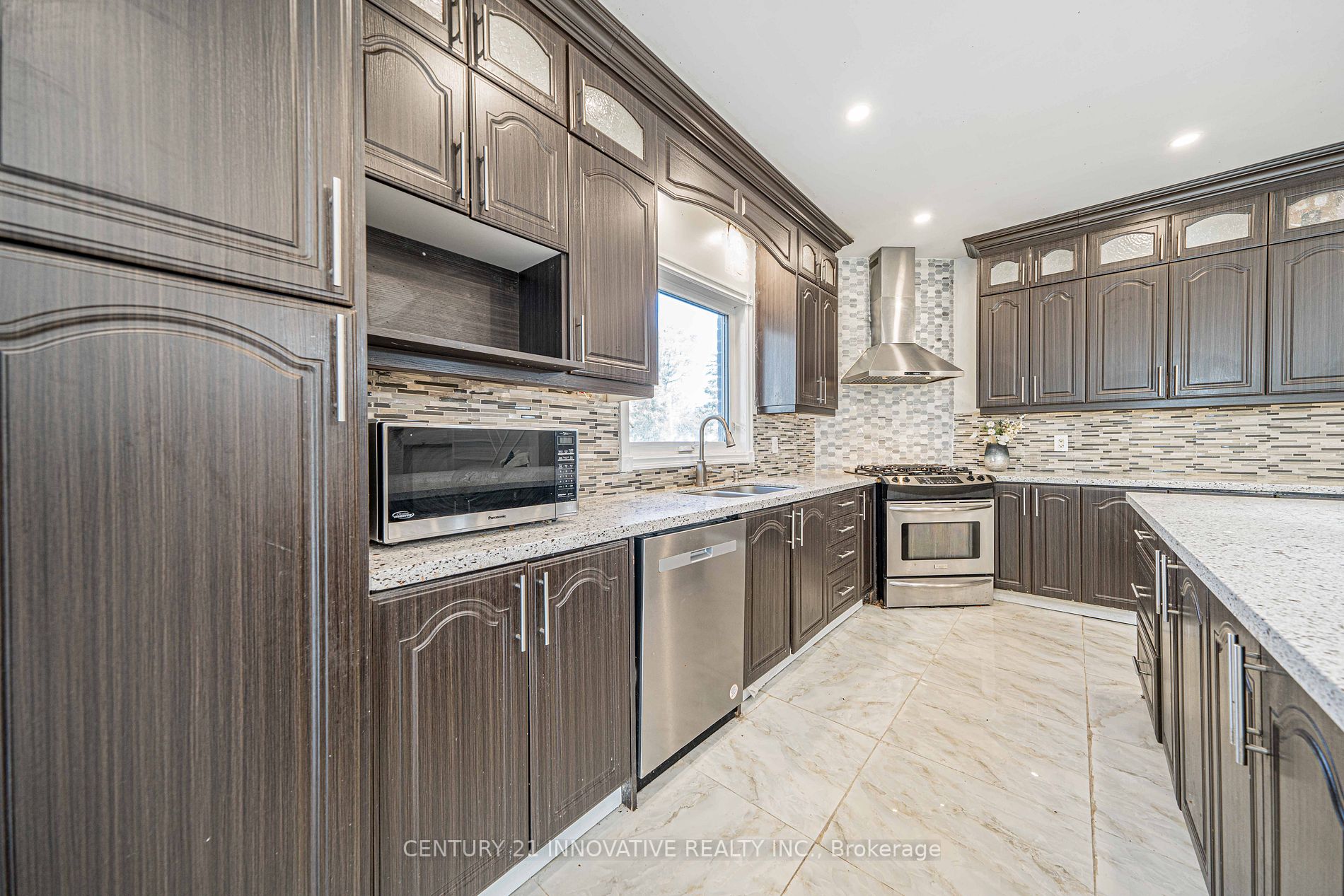 24 Cedarview Drive