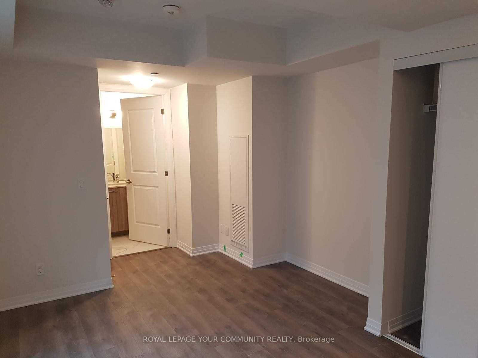 1630 Queen St E, #222