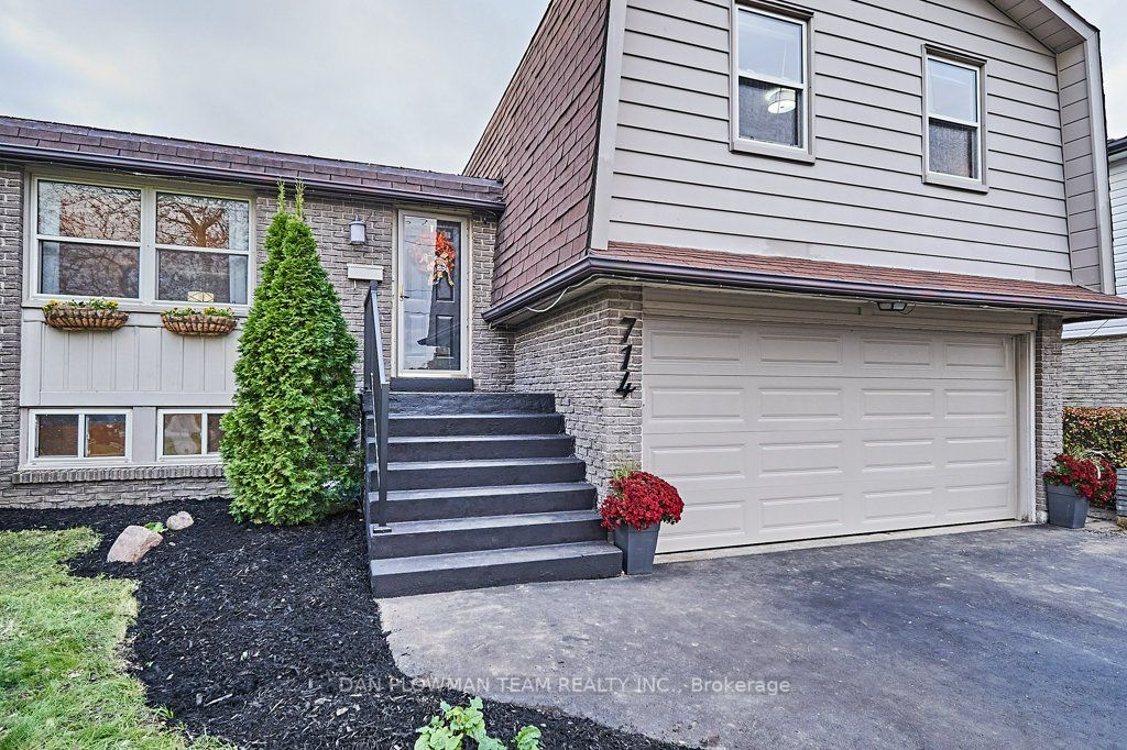 714 Pickering Beach Rd