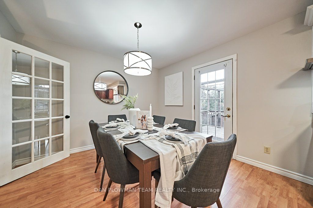 714 Pickering Beach Rd