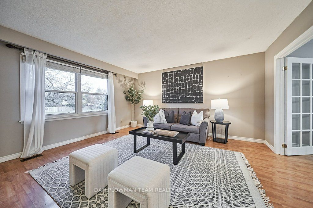 714 Pickering Beach Rd