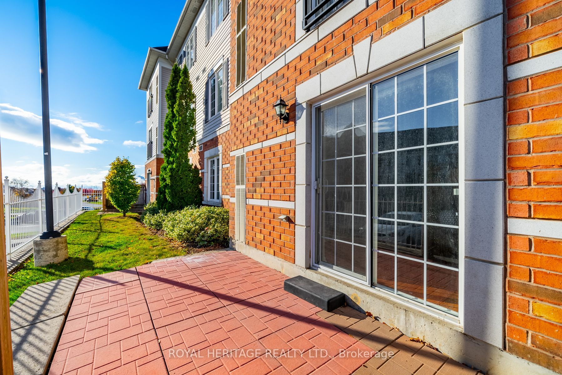 98 Aspen Springs Dr, #105