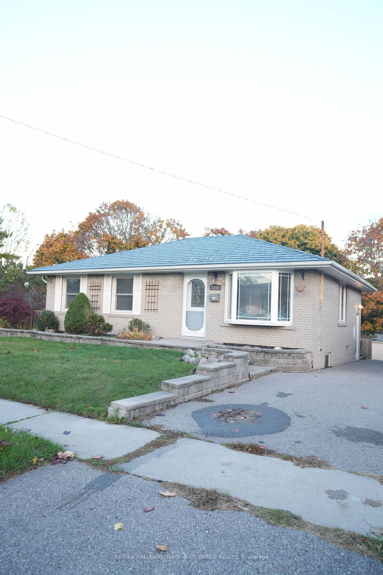 1315 Scugog Ave, #Main