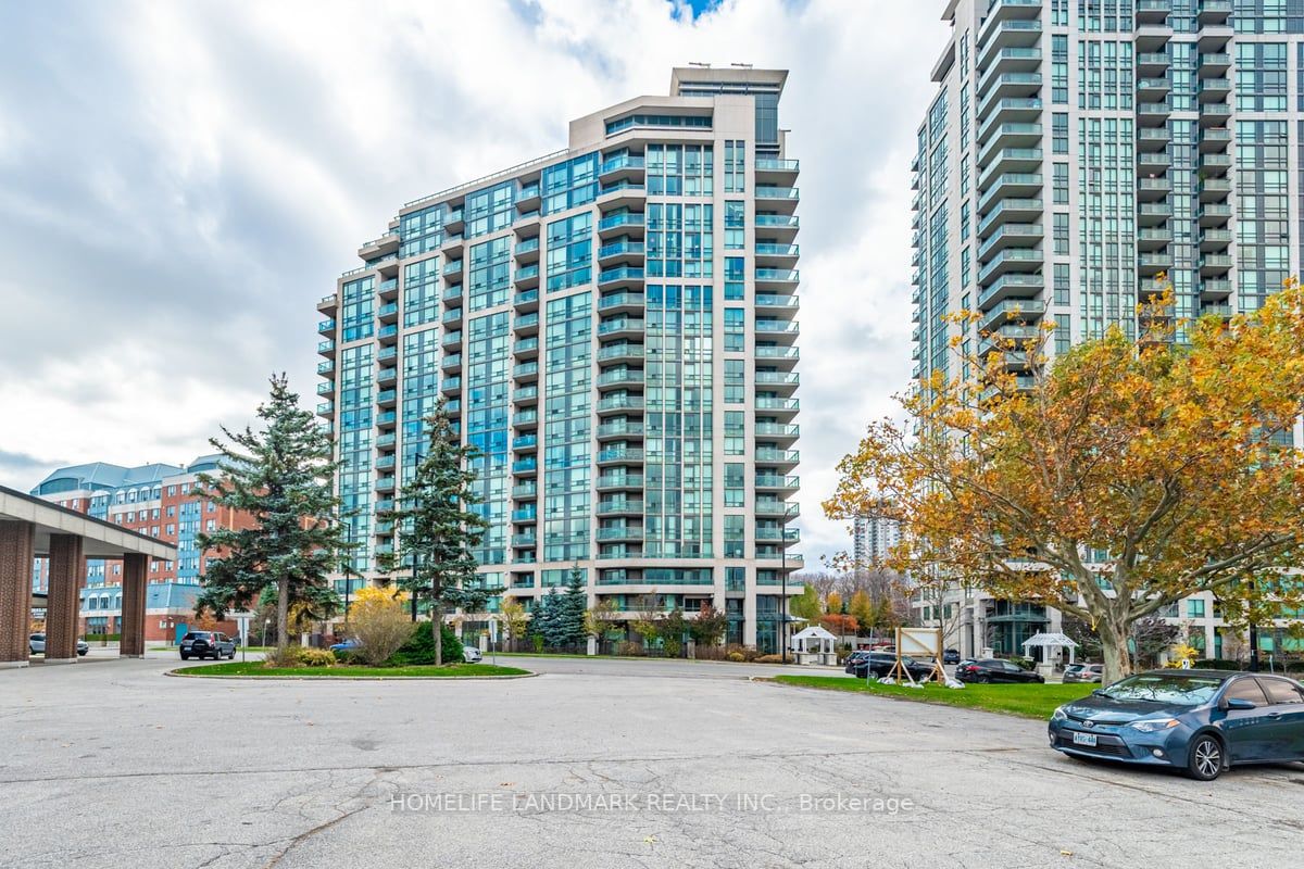 68 Grangeway Ave, #306