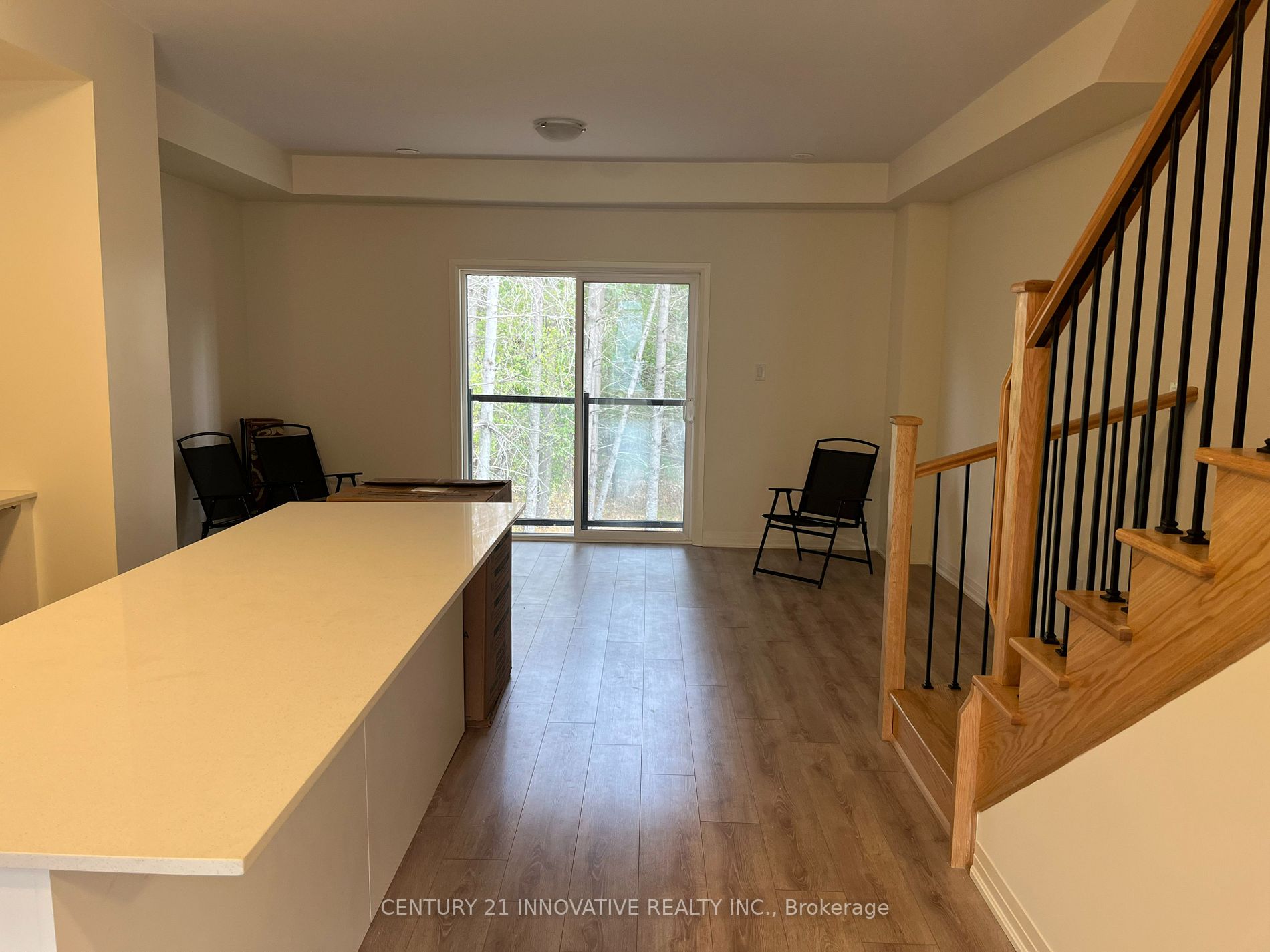 29 Esquire Way
