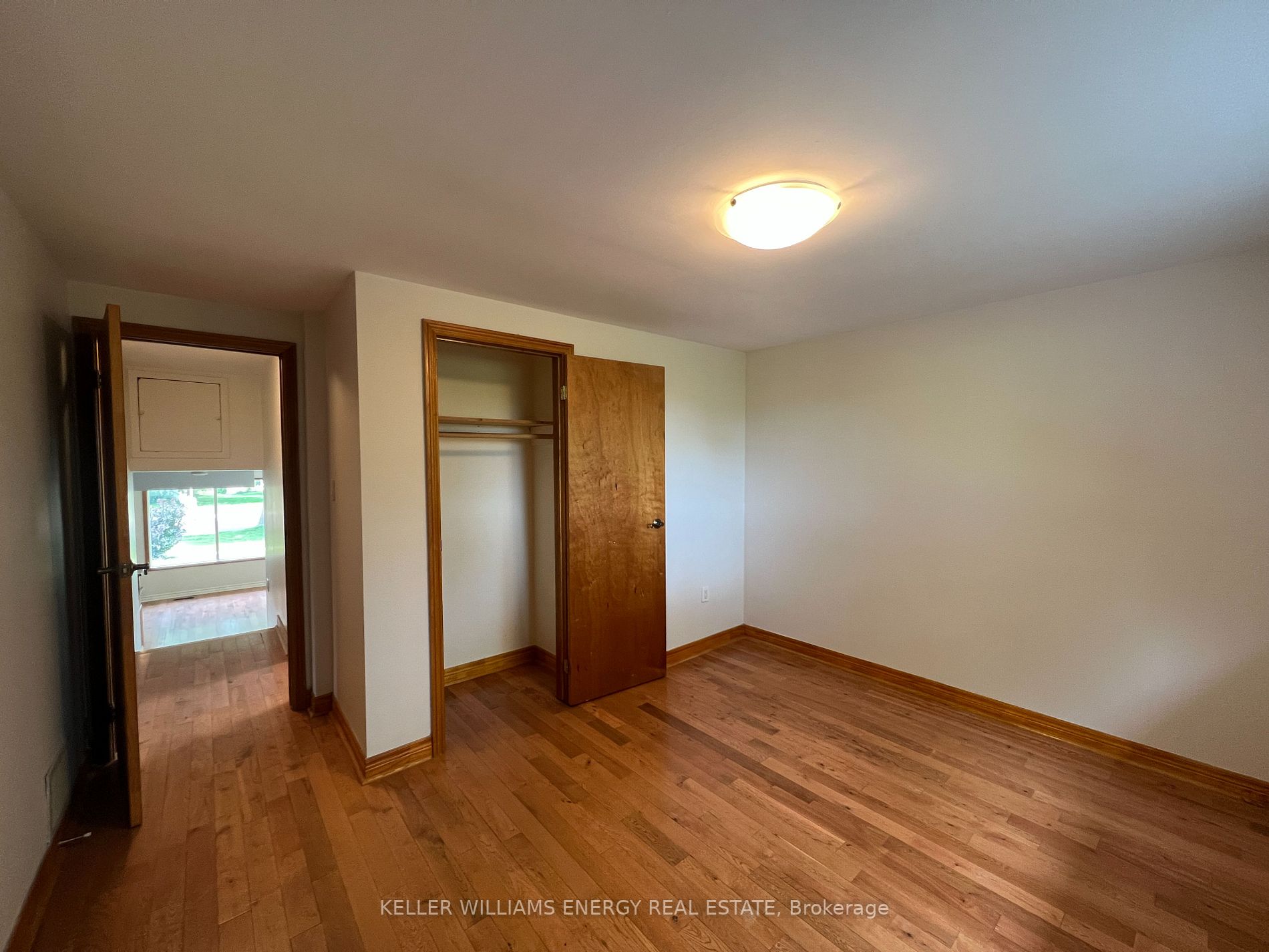 275 Madawaska Ave