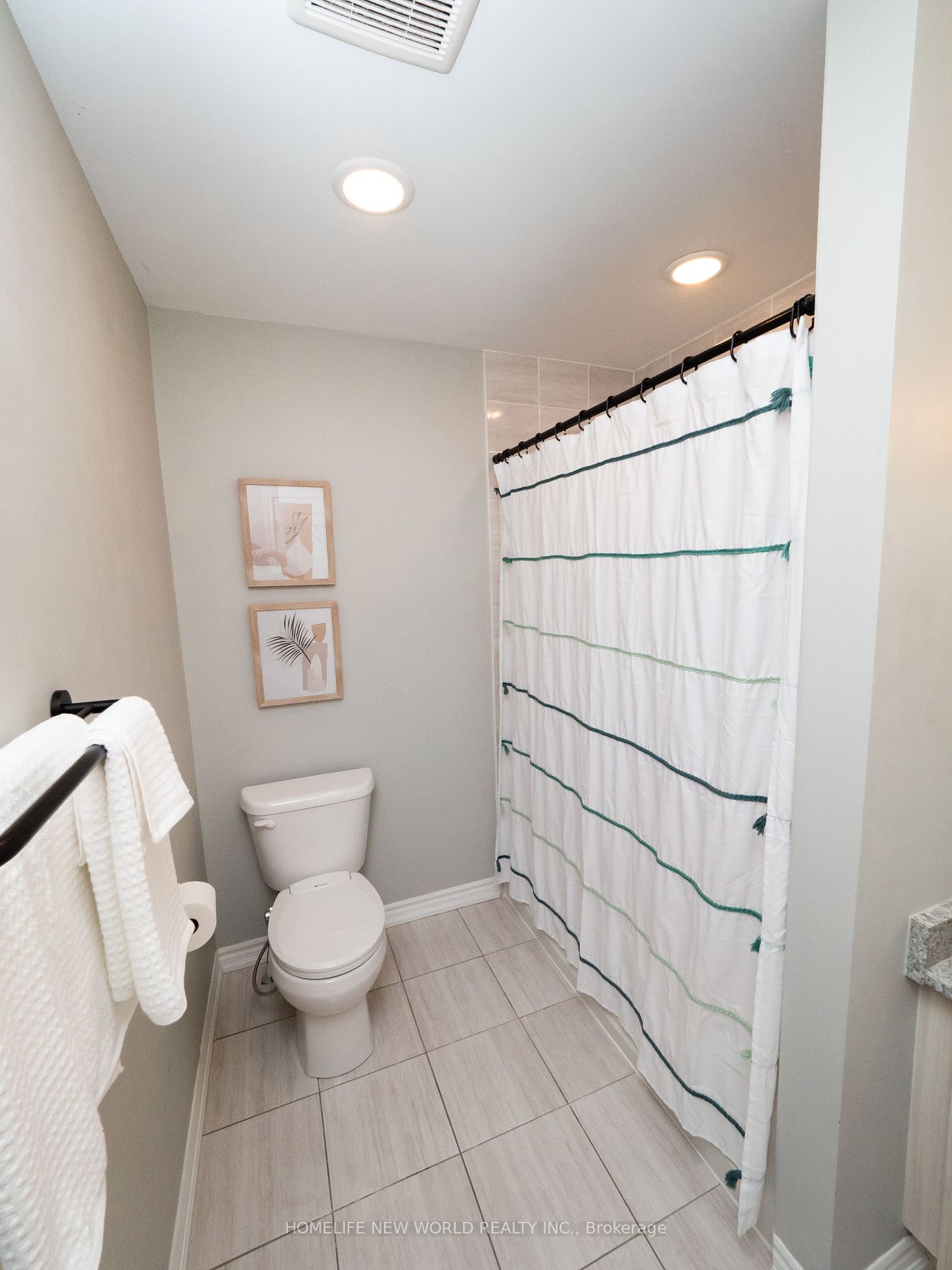 2425 Nantucket Chse, #101