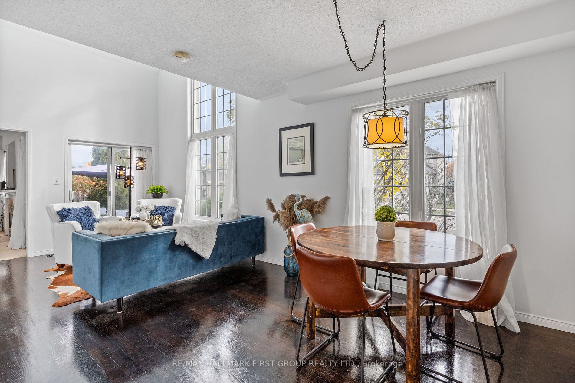 30 Treen Cres