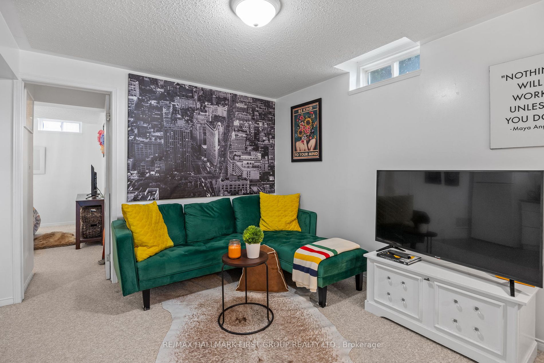 30 Treen Cres