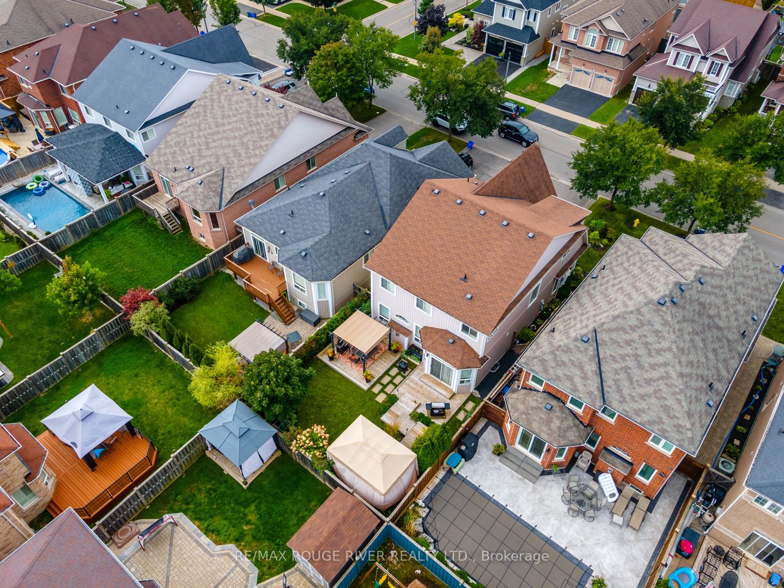 5 Rockland Crescent