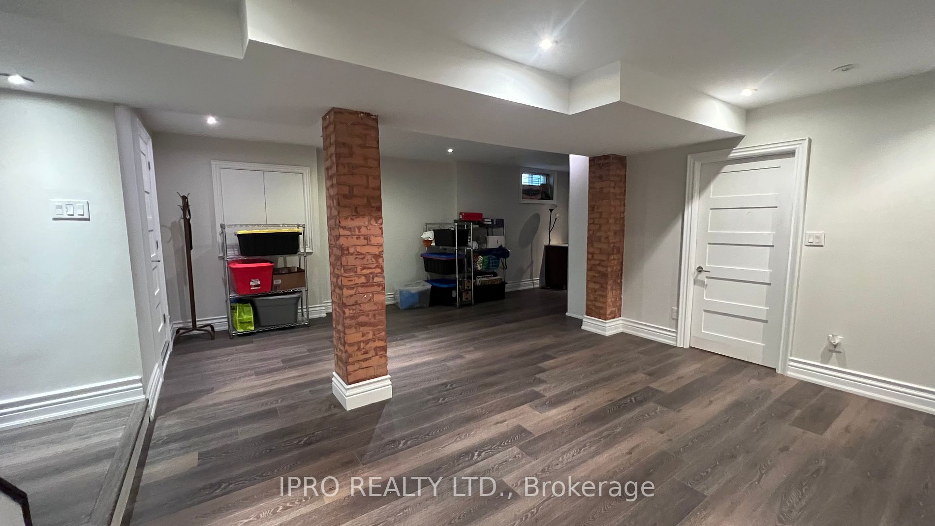 189 Courcelette Rd