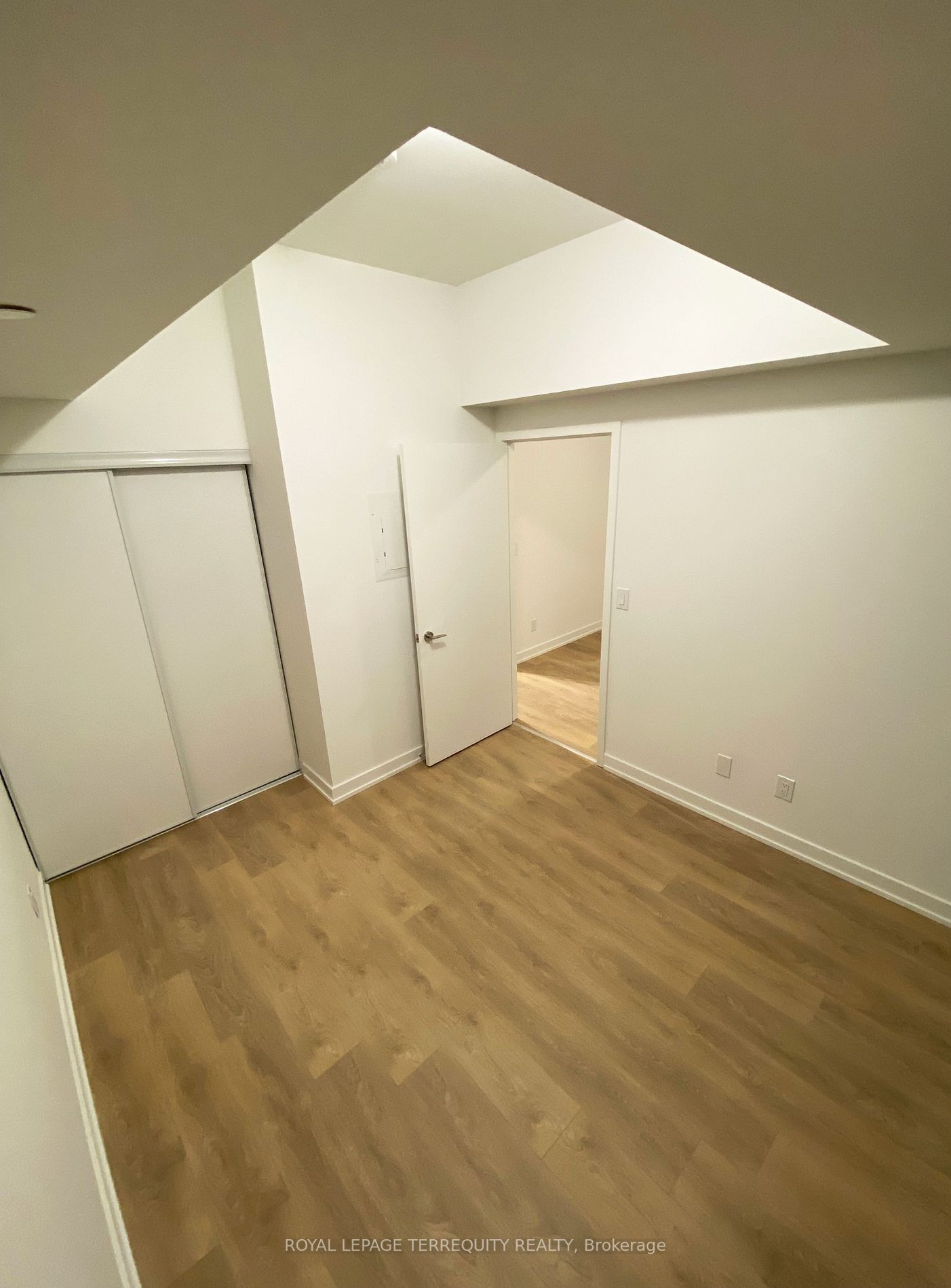 2033 Kennedy Rd, #702