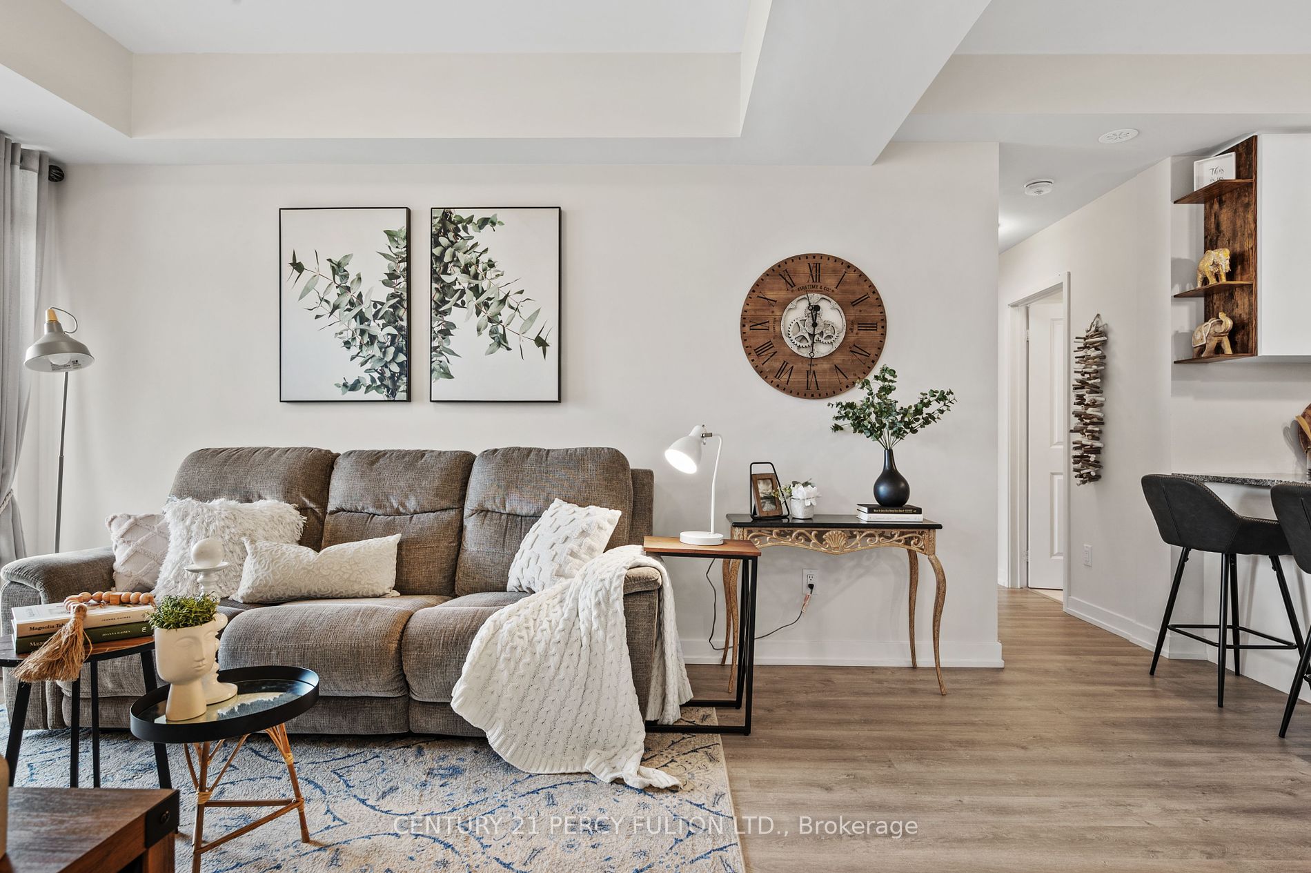 2550 Castlegate Crossing, #207