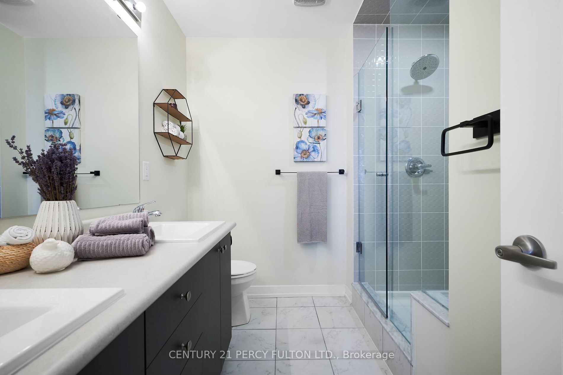 2550 Castlegate Crossing, #207