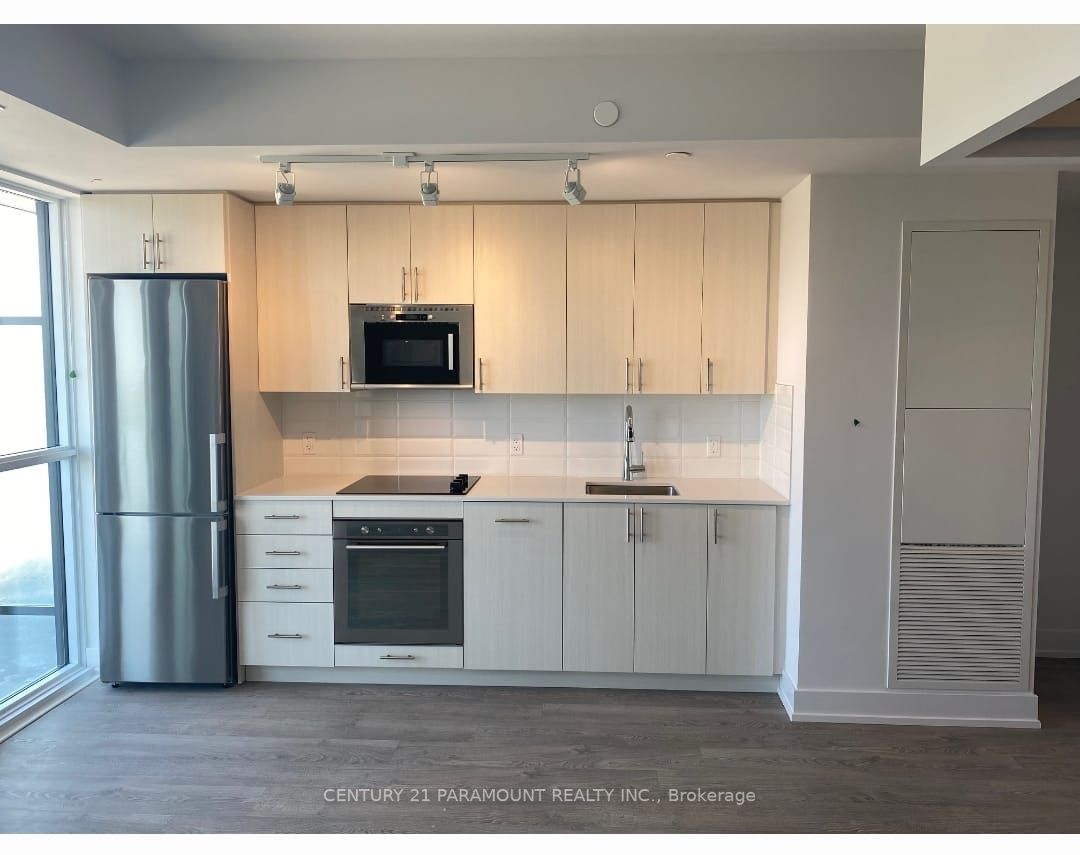2550 Simcoe Street N, #1501