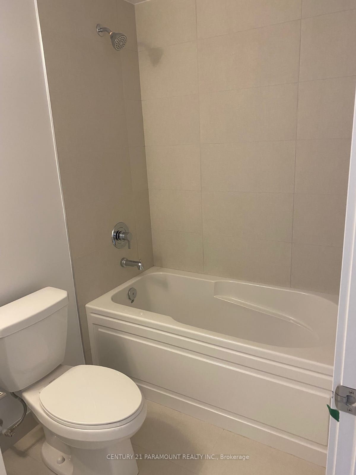 2550 Simcoe Street N, #1501