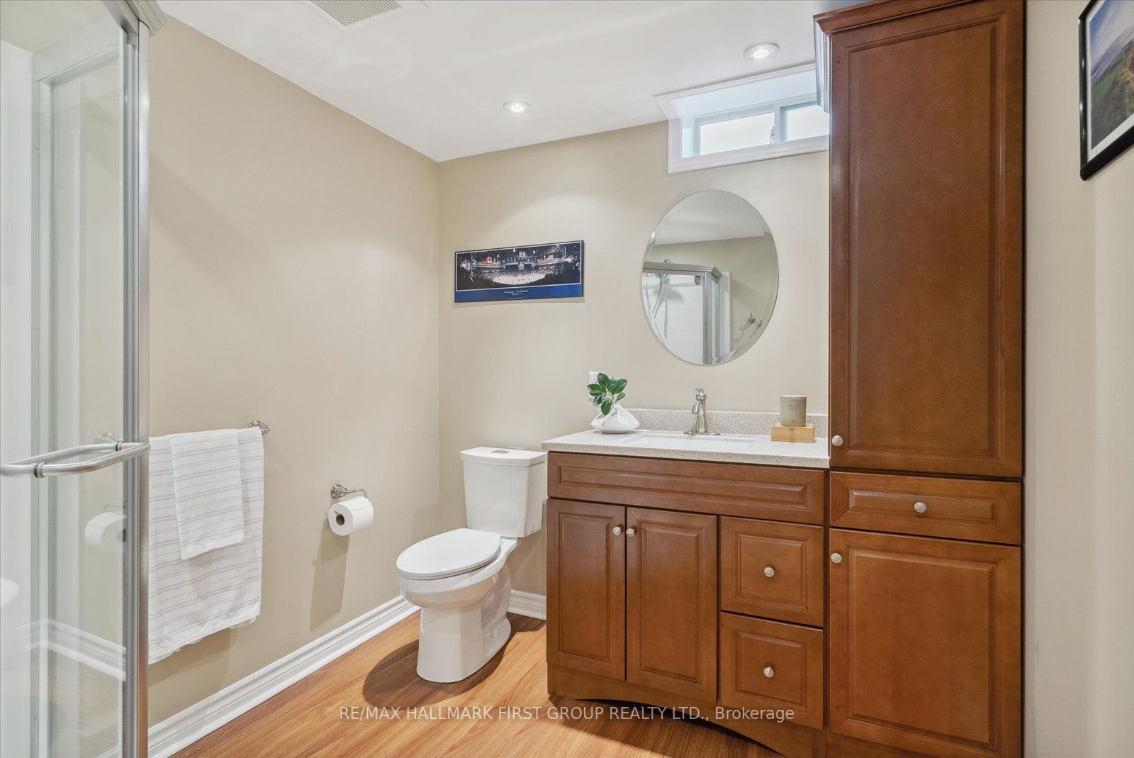19 Farrow Cres