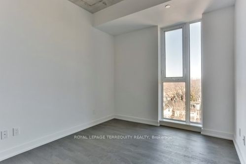1238 Dundas St E, #703